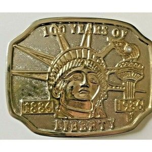 BELT BUCKLE 100 YEARS OF Statue of LIBERTY 1886-1986 Gold Tone Vintage